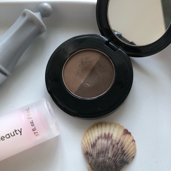 ✨Make-Up Bundle✨ - Picture 6 of 9